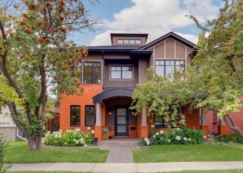 Hillhurst Calgary neighbourhood profile