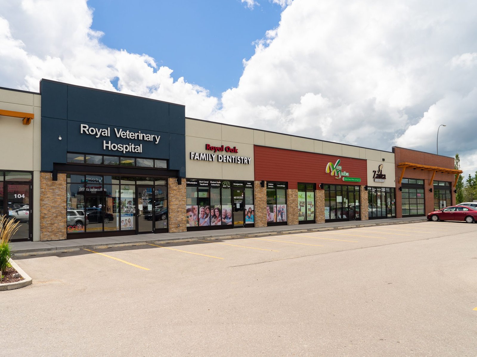 Royal Oak veterinarian and dentist