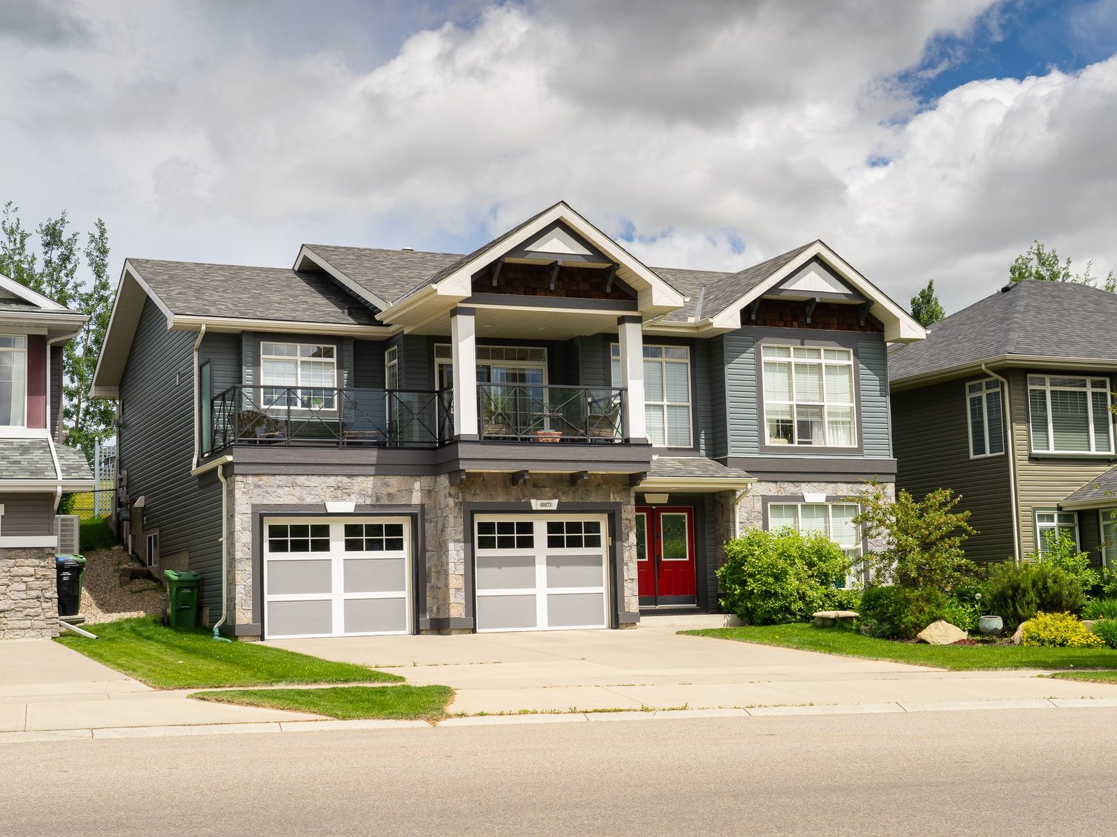 Royal Oak home in The Cascades of Royal Oak