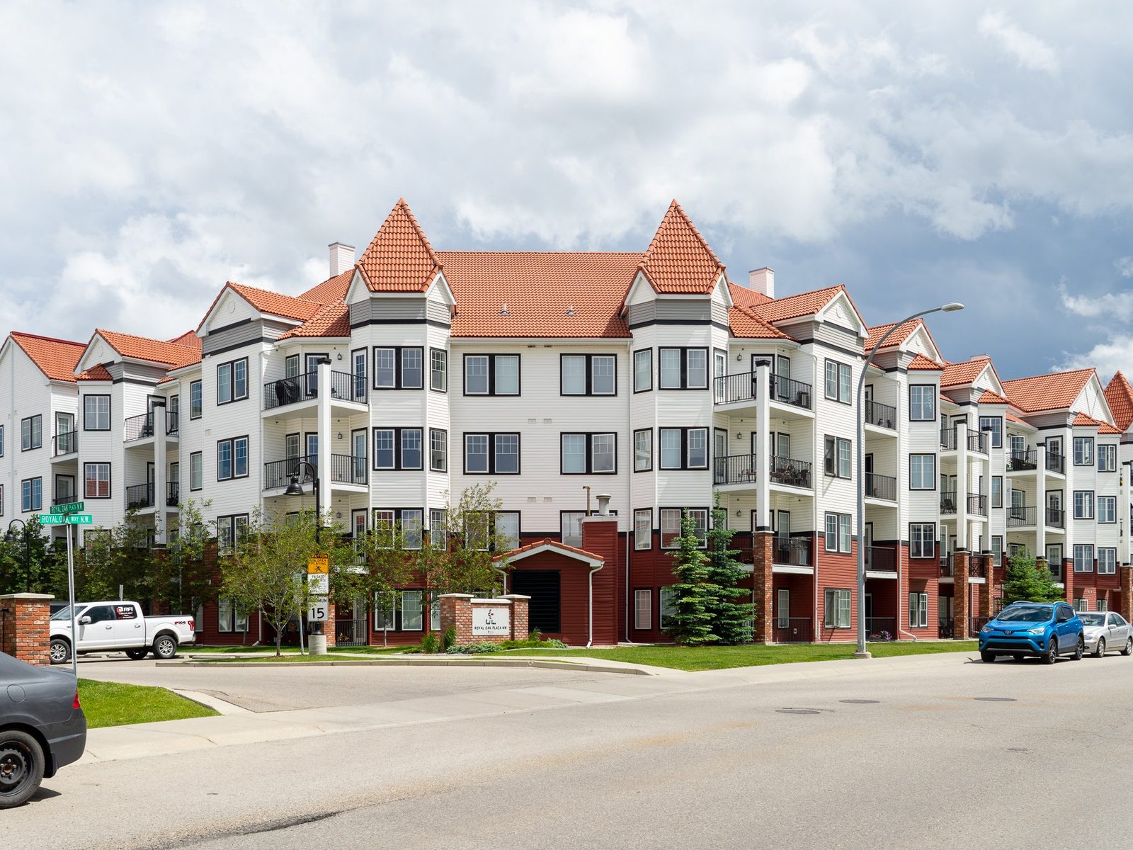 Red Hause Condos Royal Oak