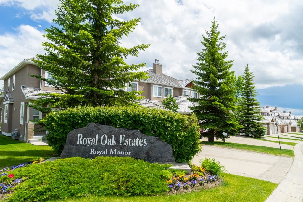 Royal Manor in Royal Oak Estate