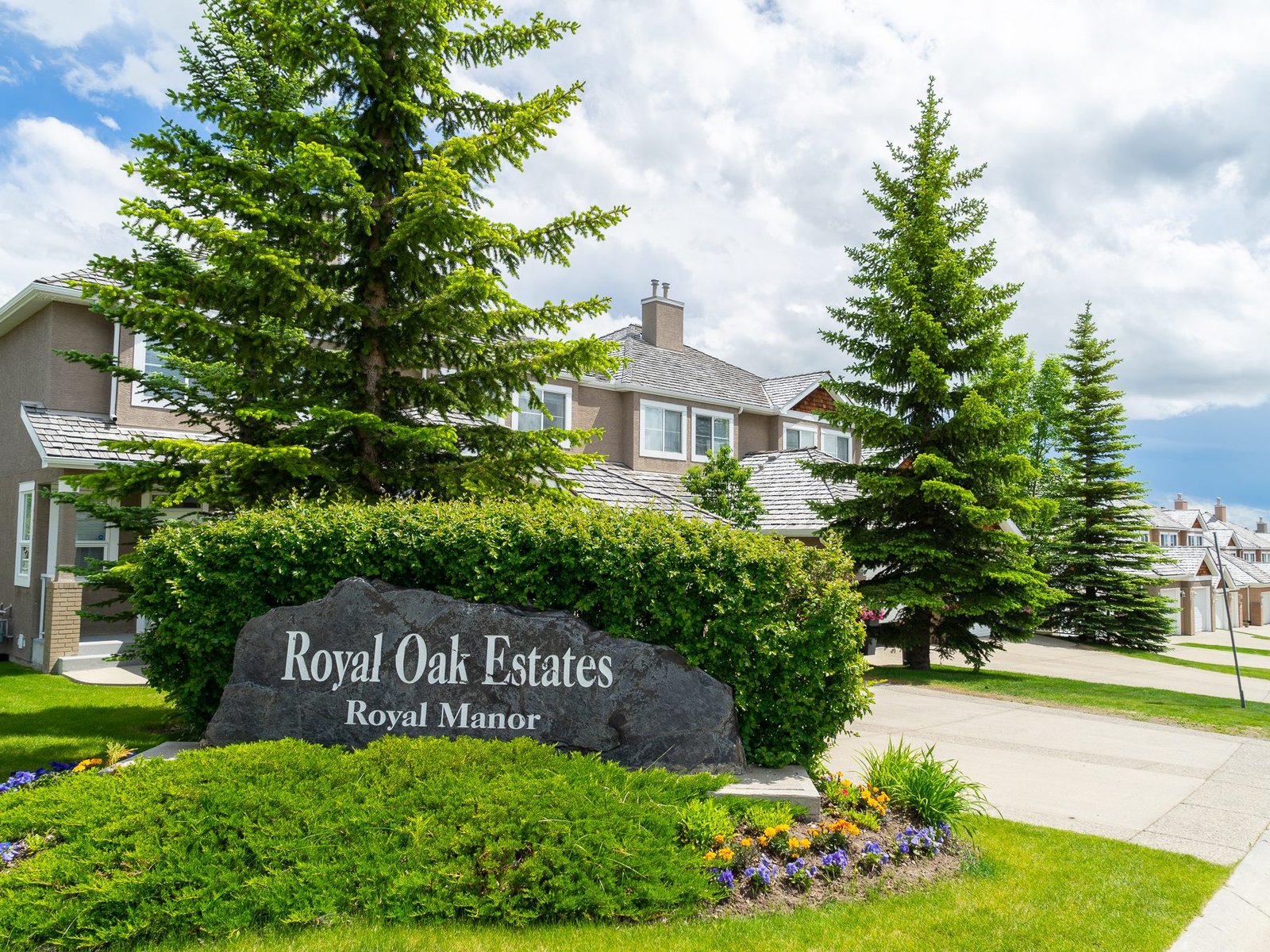 Royal Manor in Royal Oak Estate
