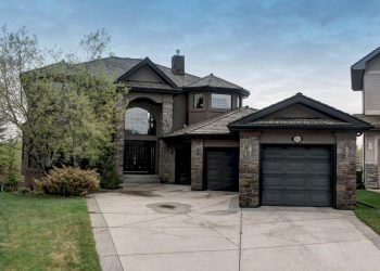 Valley Ridge Calgary neighbourhood profile