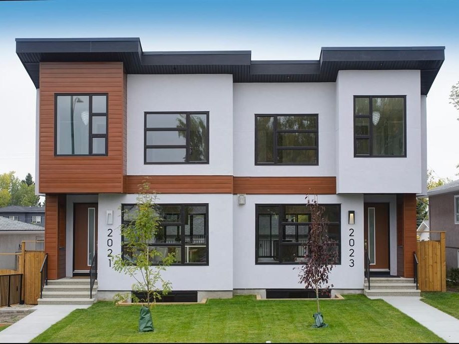 Attached home in Banff Trail